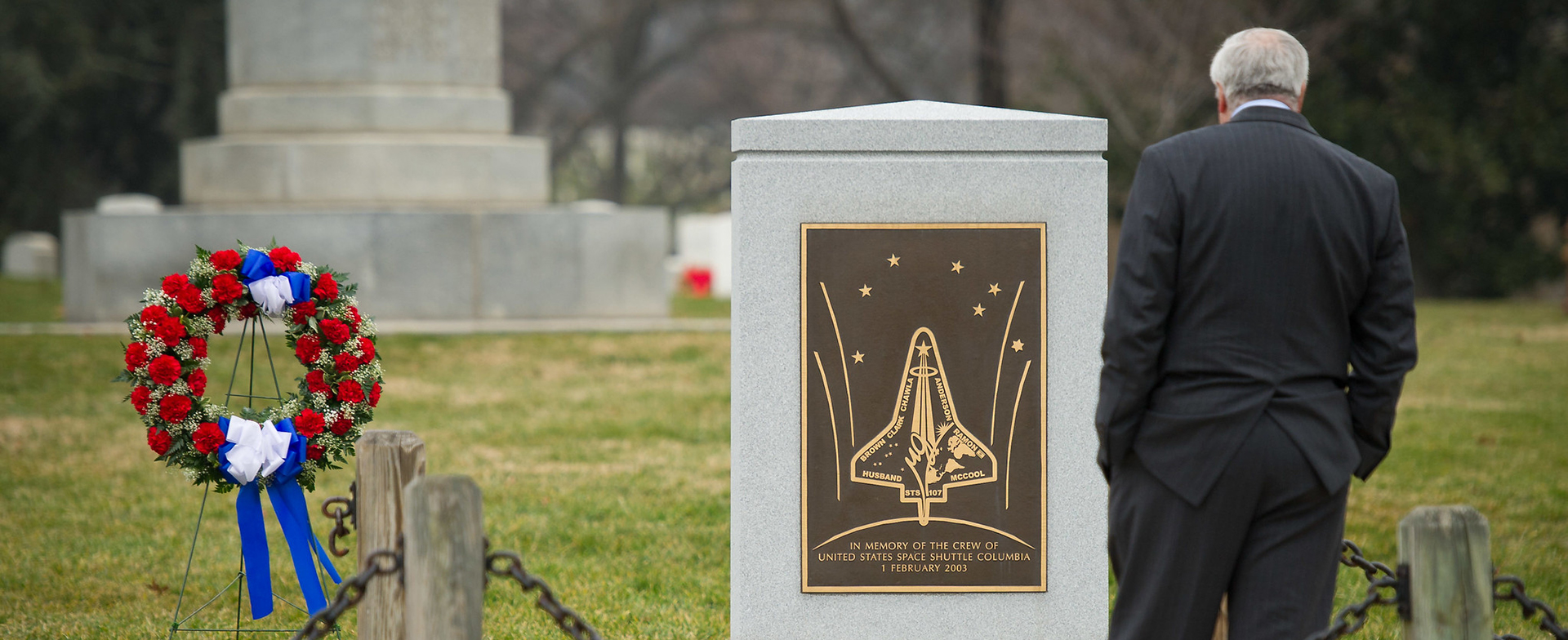 Sean O'Keefe at the Columbia Memorial